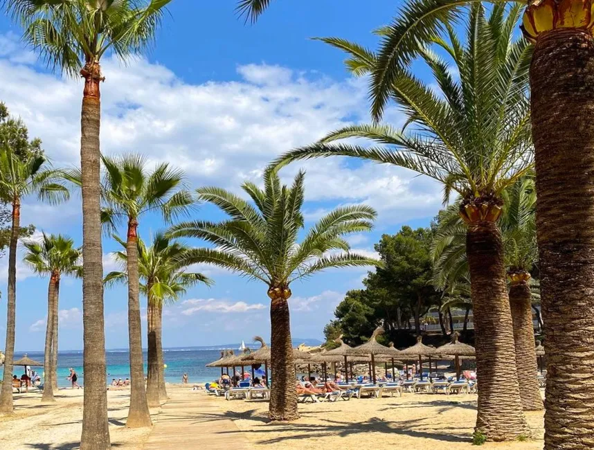 NYBYGGEDE DESIGNERVILLAER AF HØJ KVALITET VED SIDEN AF STRANDEN-14