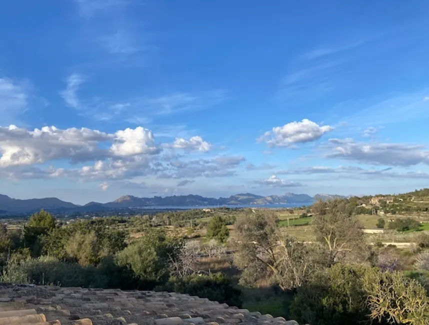 Vidunderlig grund med et licenseret byggeprojekt og havudsigt over Pollensa-bugten-5