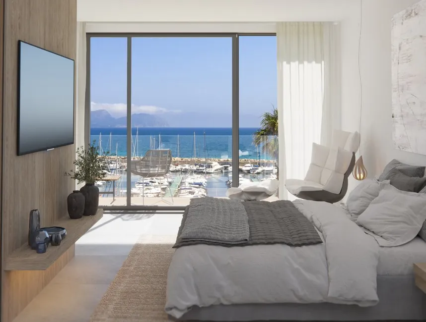 Lejligheder ved marinaen til salg i Can Picafort-3