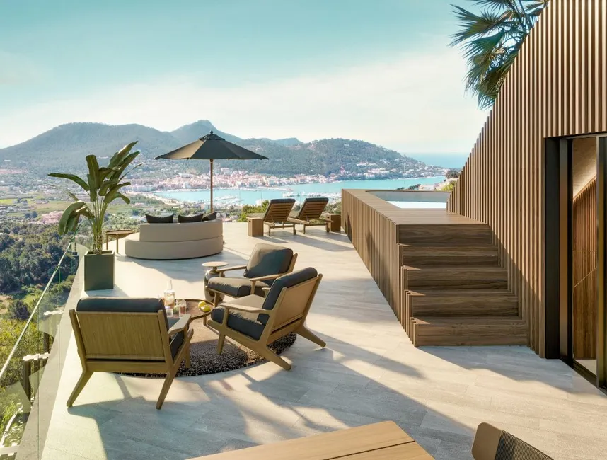 Superlative residential project with harbour views - Visit the show apartment-2