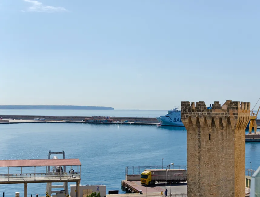 NYBYGGDA LÄGENHETER AV HÖG KVALITET MED HAVSUTSIKT I FRONTLINJEN-24