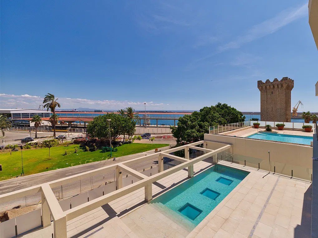 APPARTEMENTS NEUFS DE HAUTE QUALITÉ EN PREMIÈRE LIGNE AVEC VUE SUR LA MER-20