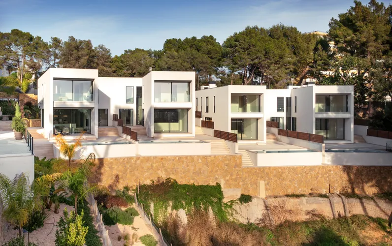 Urban Jungle - Moderne villaområde tæt på byen og stranden