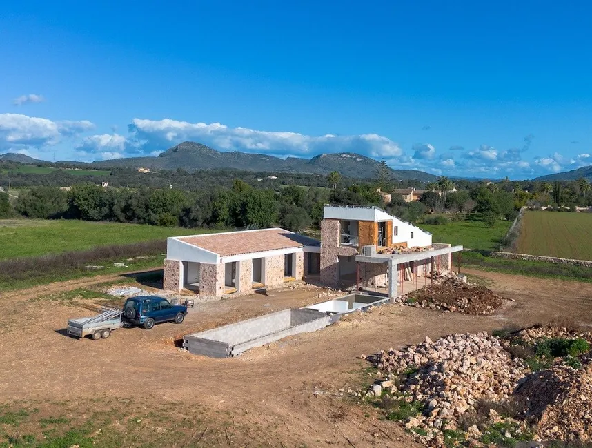 THE HARMONY LIVING PROJECT – Four fincas, one dream of communal living-11