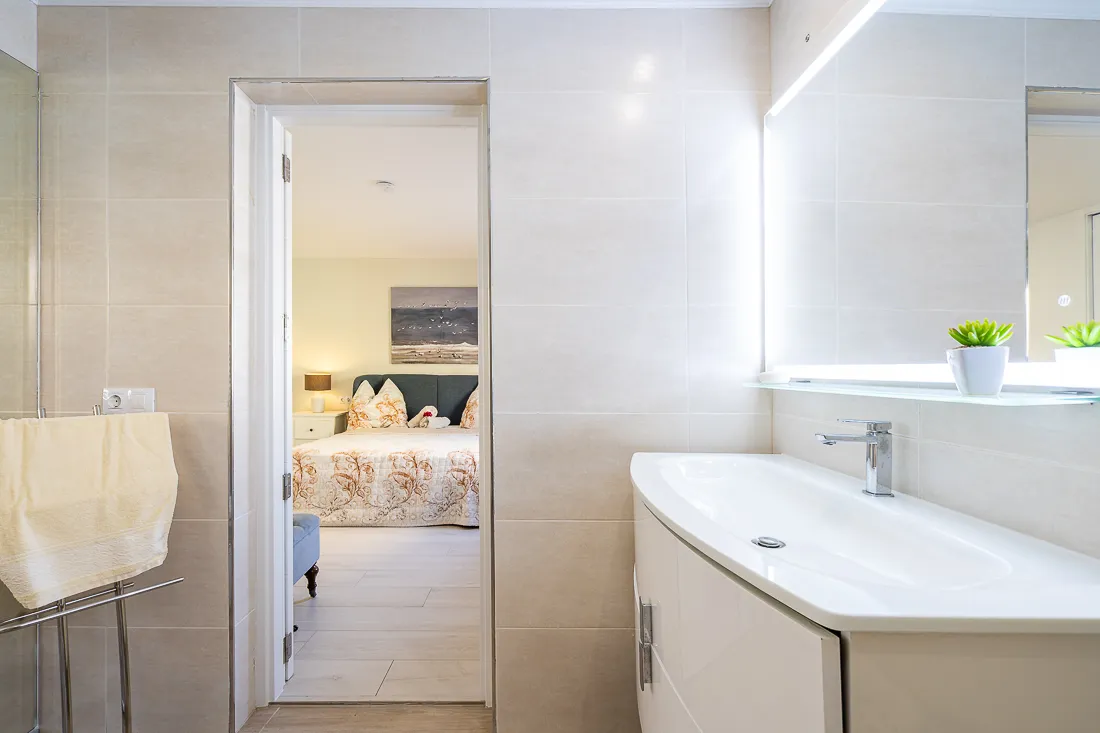 Modern villa with vacation rental license – just a few minutes' walk from the beach-19