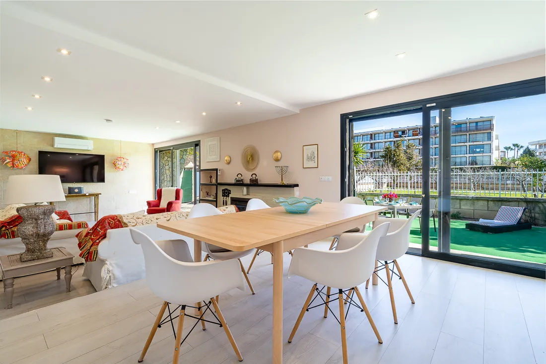 Modern villa with vacation rental license – just a few minutes' walk from the beach-14