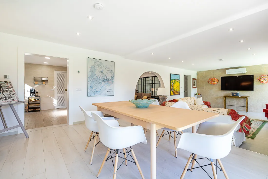 Modern villa with vacation rental license – just a few minutes' walk from the beach-3