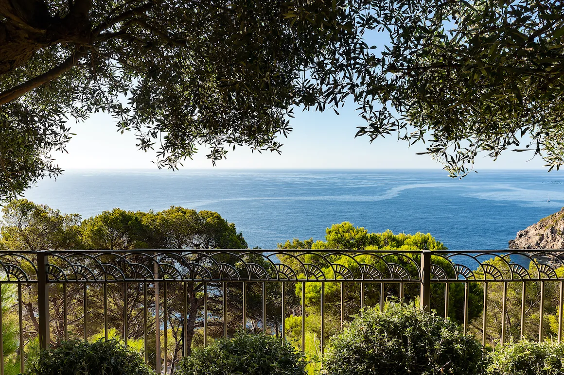 Exclusive property in Canyamel – Privacy, style, and sun in prime location-1