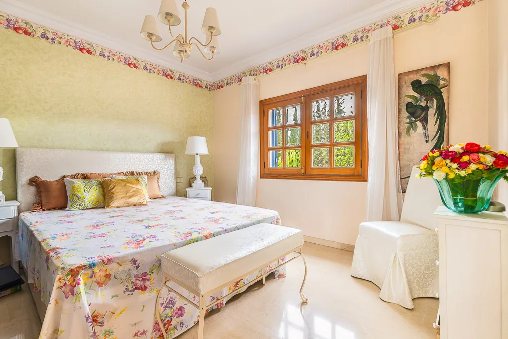 Finca med middelhavshave og udsigt-11