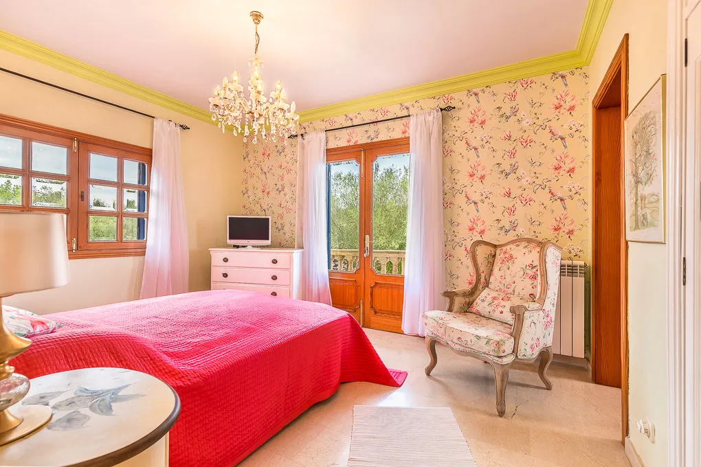 Finca z pięknym ogrodem i panoramicznym widokiem w pobliżu Manacor-9