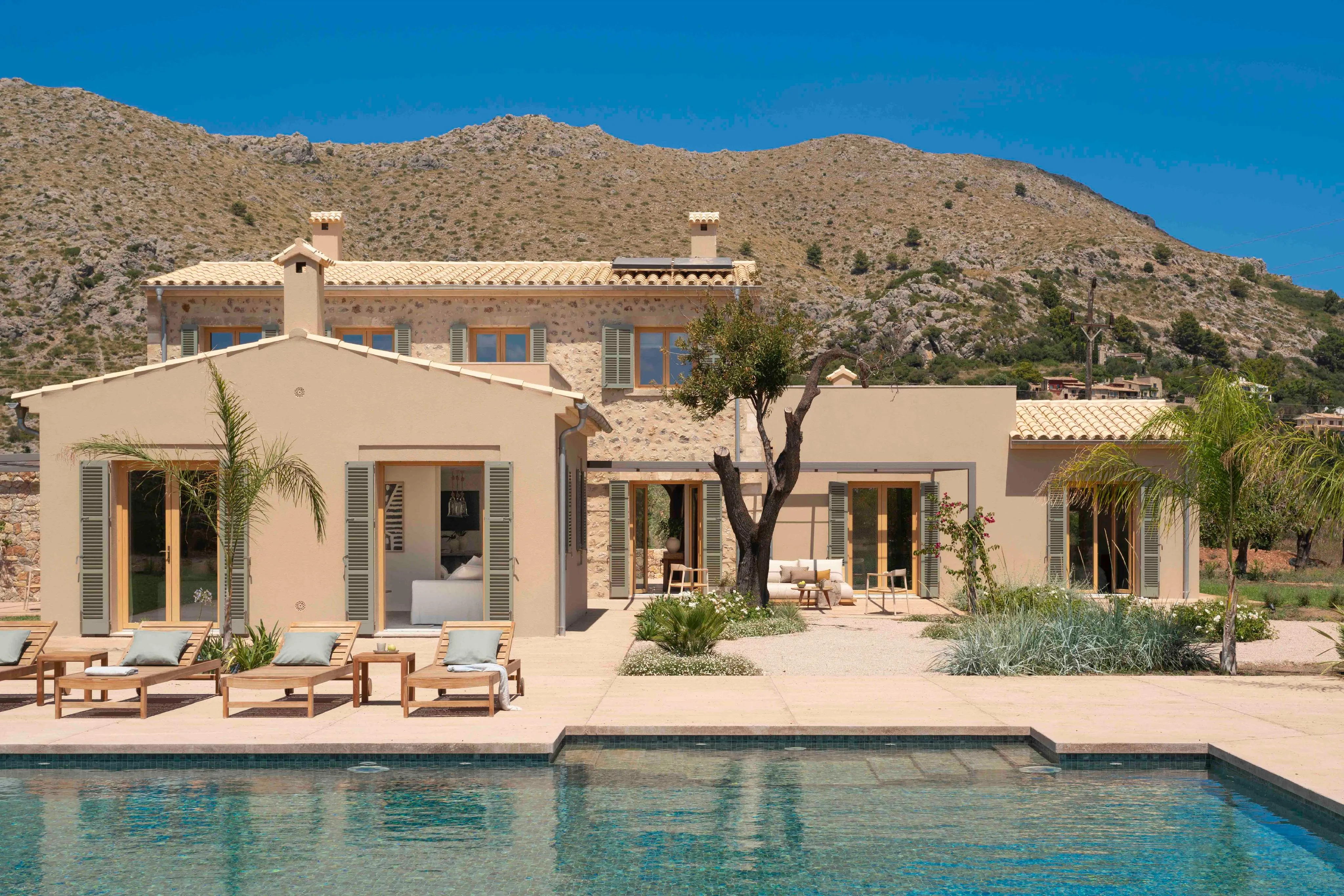 Nieuw gebouwd landhuis op een goede locatie tussen Pollensa en Puerto Pollensa-1