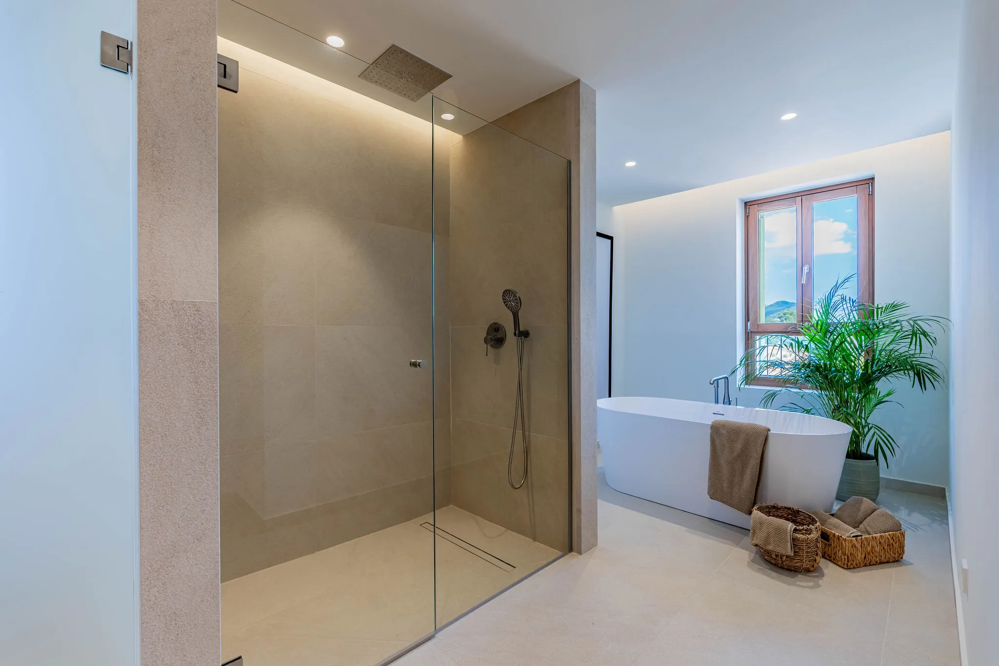 Mediterranean dream finca in new-build quality with lots of privacy-13