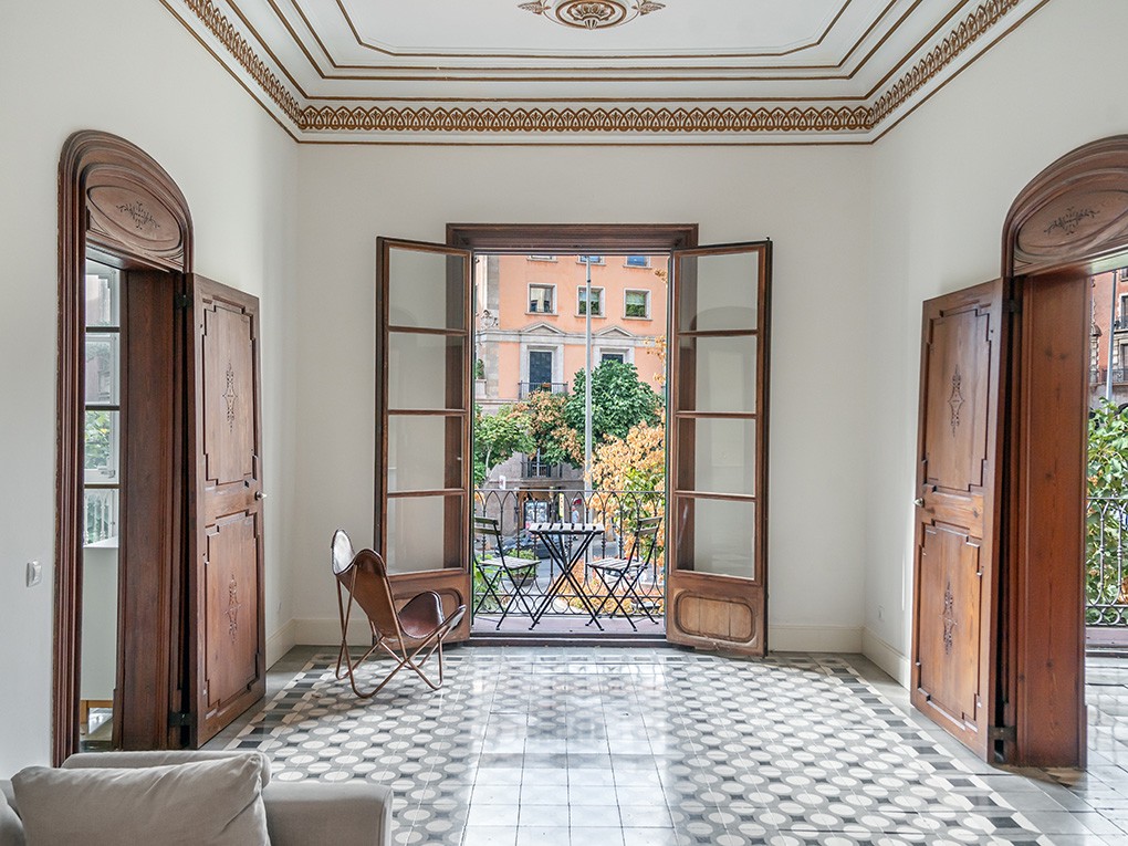 Characterful apartment on Paseo del Borne-2