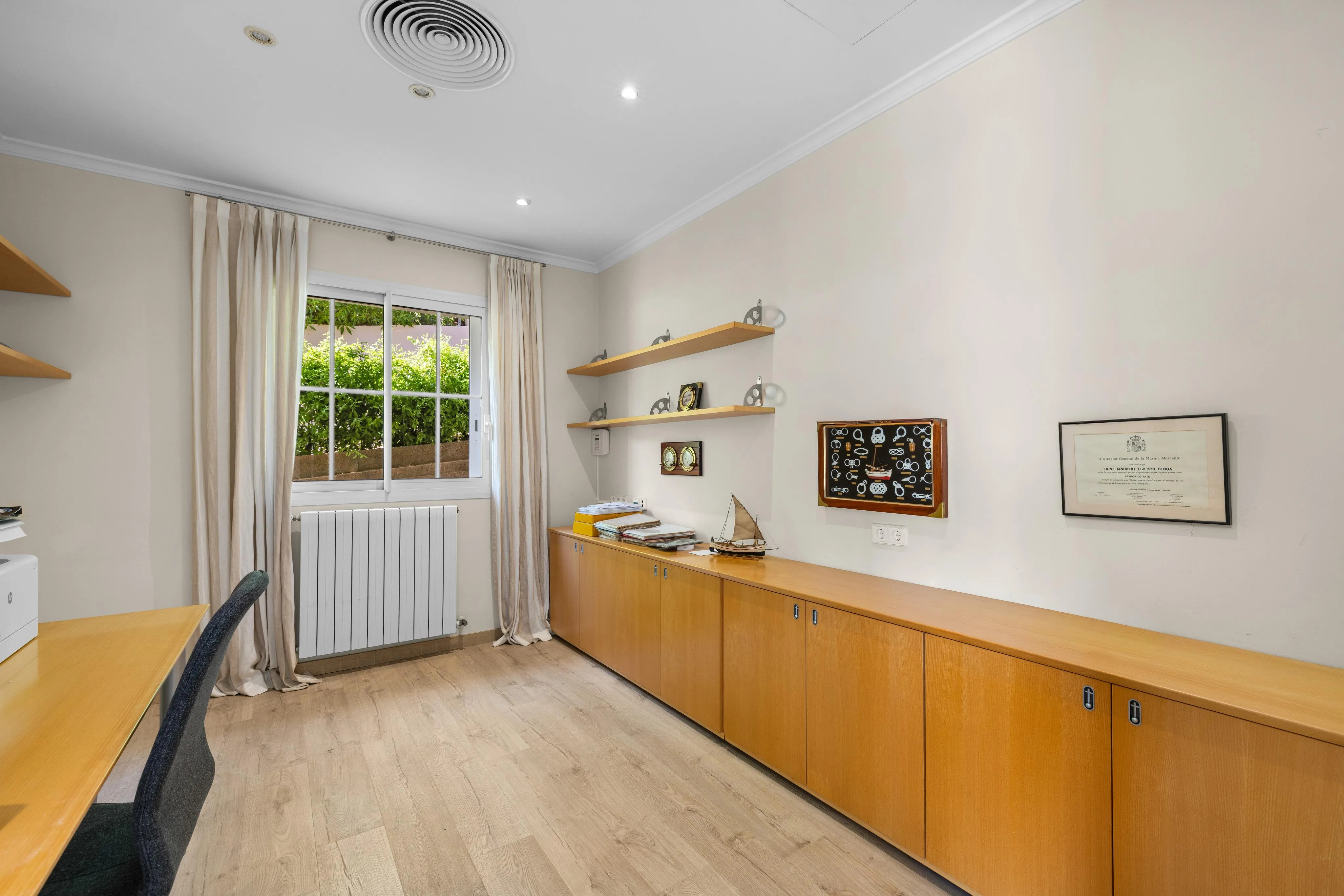 Elegant familievilla med havudsigt i Cas Català-16