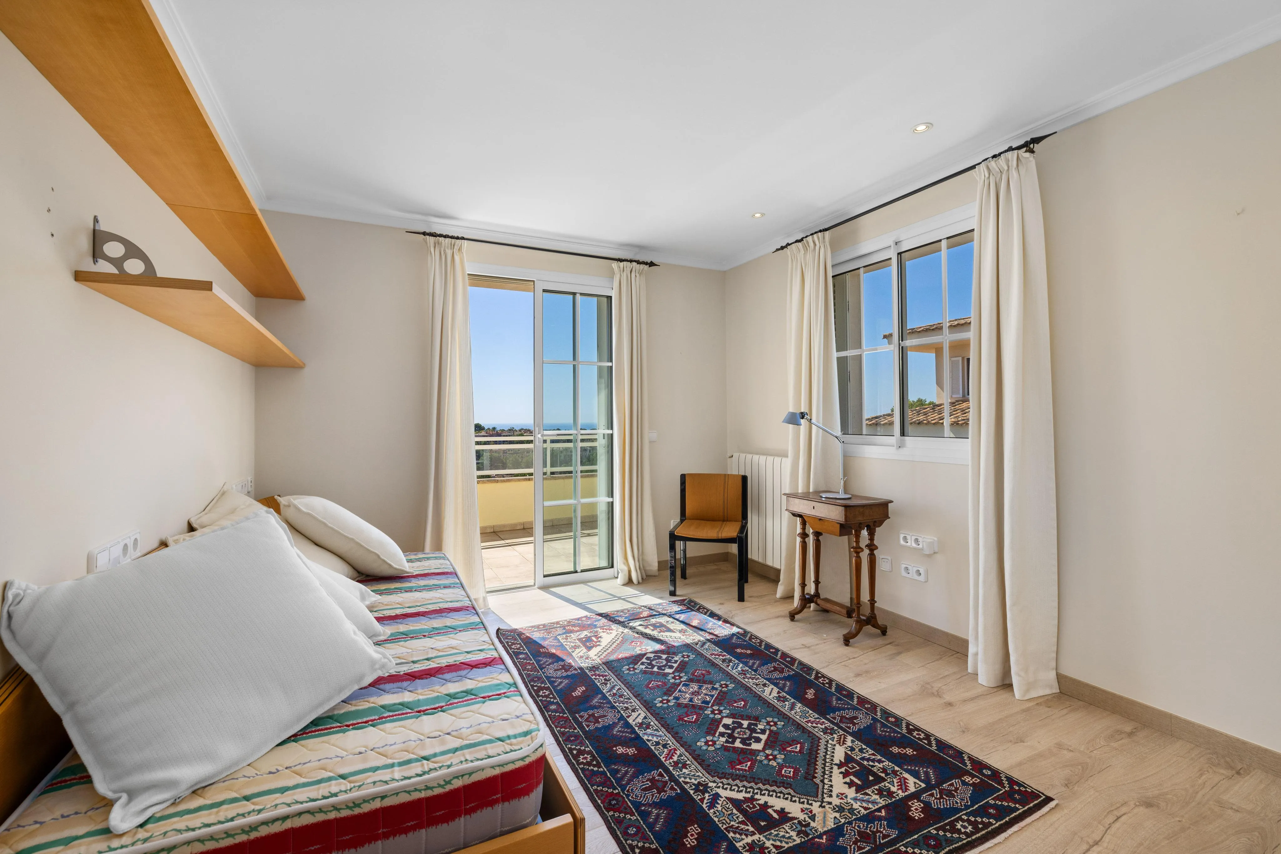 Elegant familievilla med havudsigt i Cas Català-9