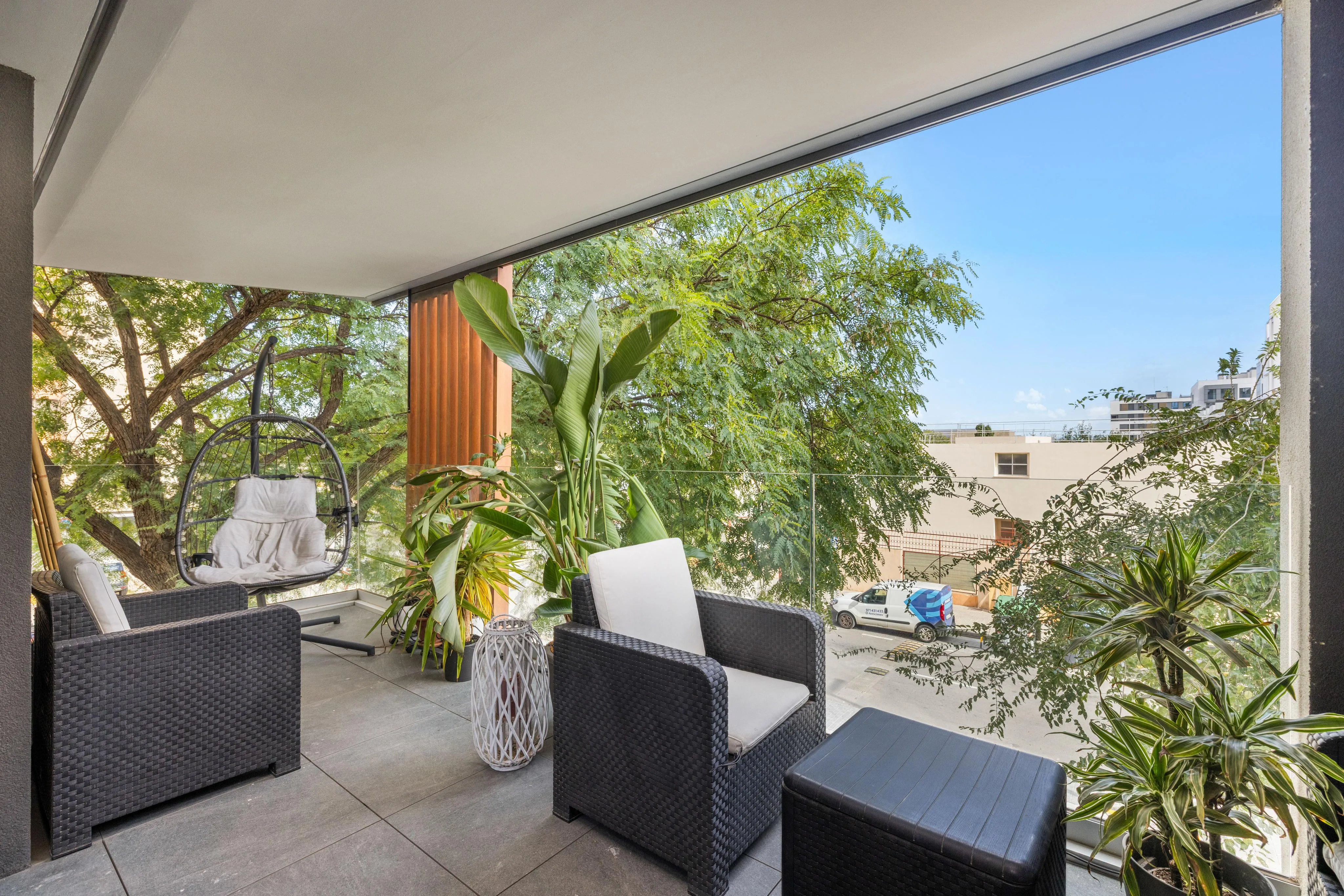 Moderne flat in populaire buurt-1