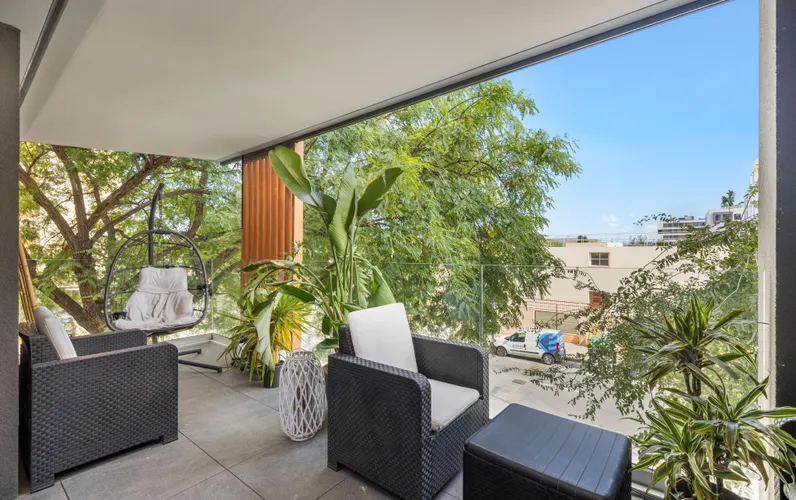 Modern apartment in a prime location