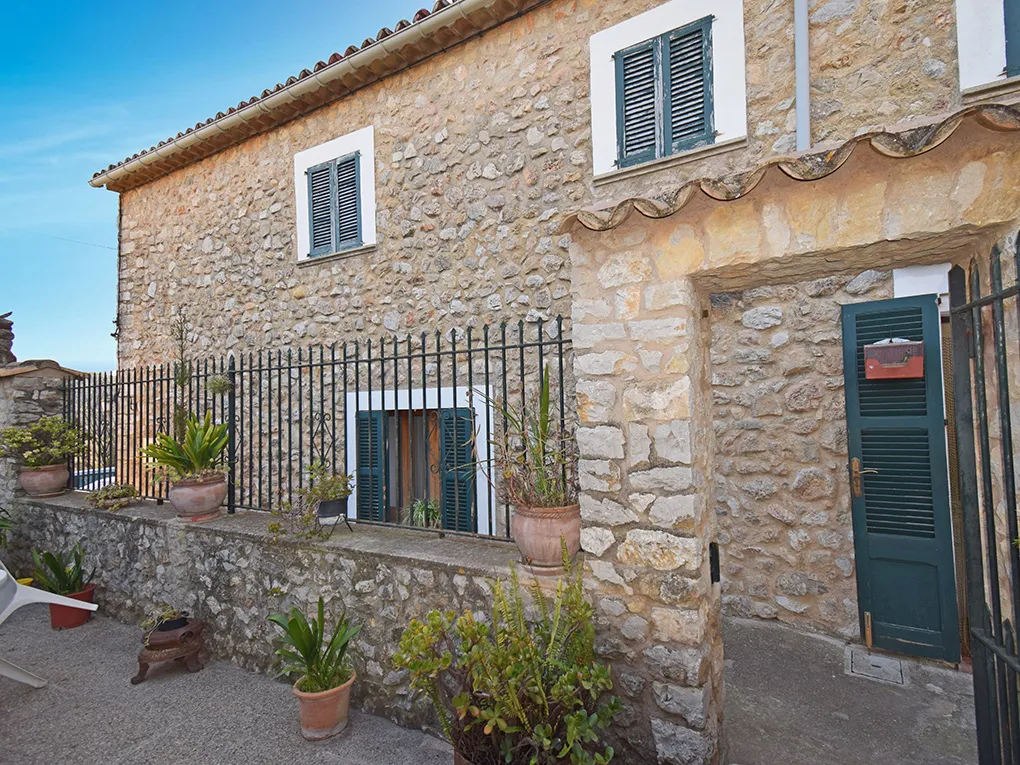 Belle maison de ville à Alaró-13