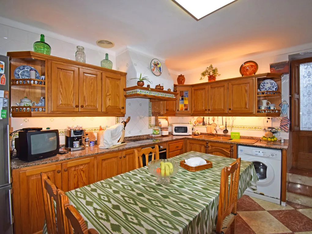 Belle maison de ville à Alaró-6