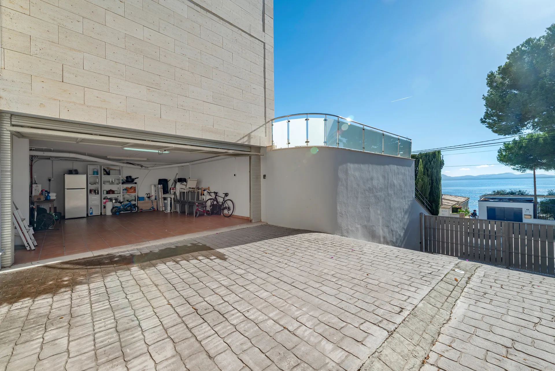 Moderne Villa mit atemberaubendem Meerblick und   Ferienvermietungslizenz – Ein Ort zum Träumen-27