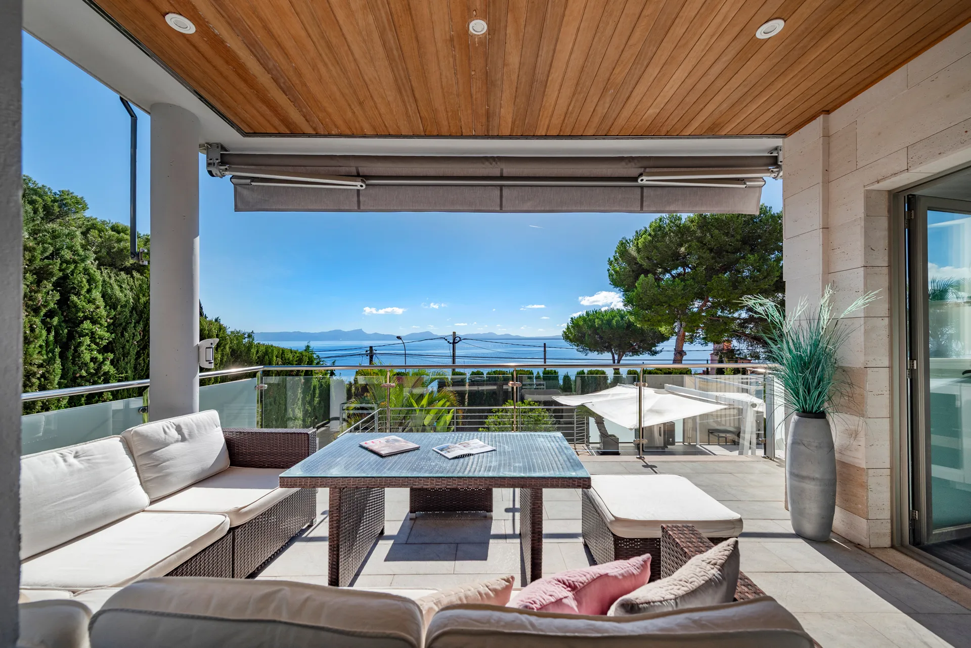 Moderne Villa mit atemberaubendem Meerblick und   Ferienvermietungslizenz – Ein Ort zum Träumen-7