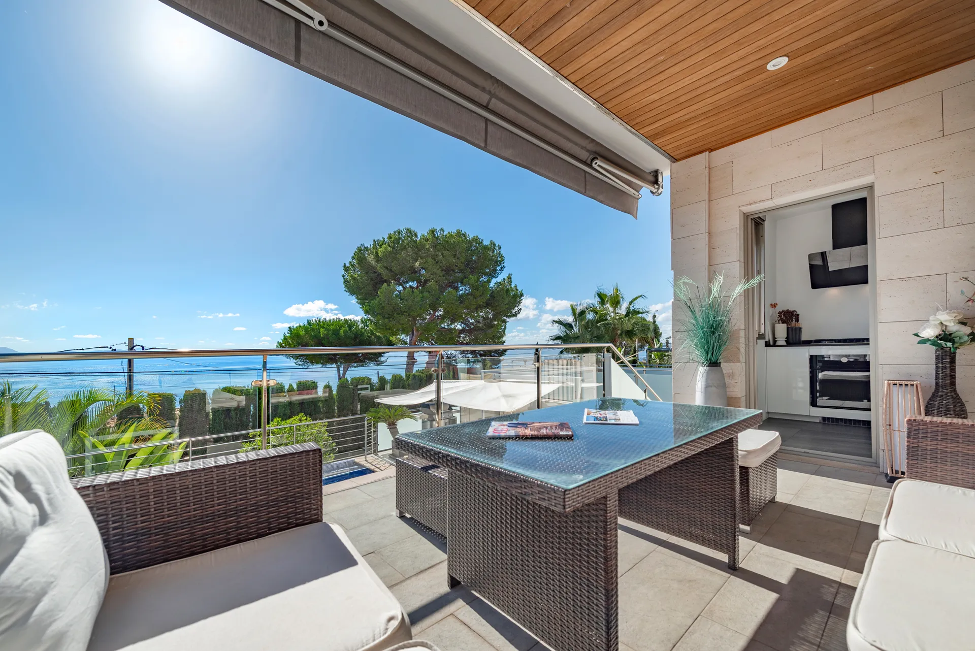 Villa moderne avec vue imprenable sur la mer et licence de location de vacances – Un lieu de rêve-21