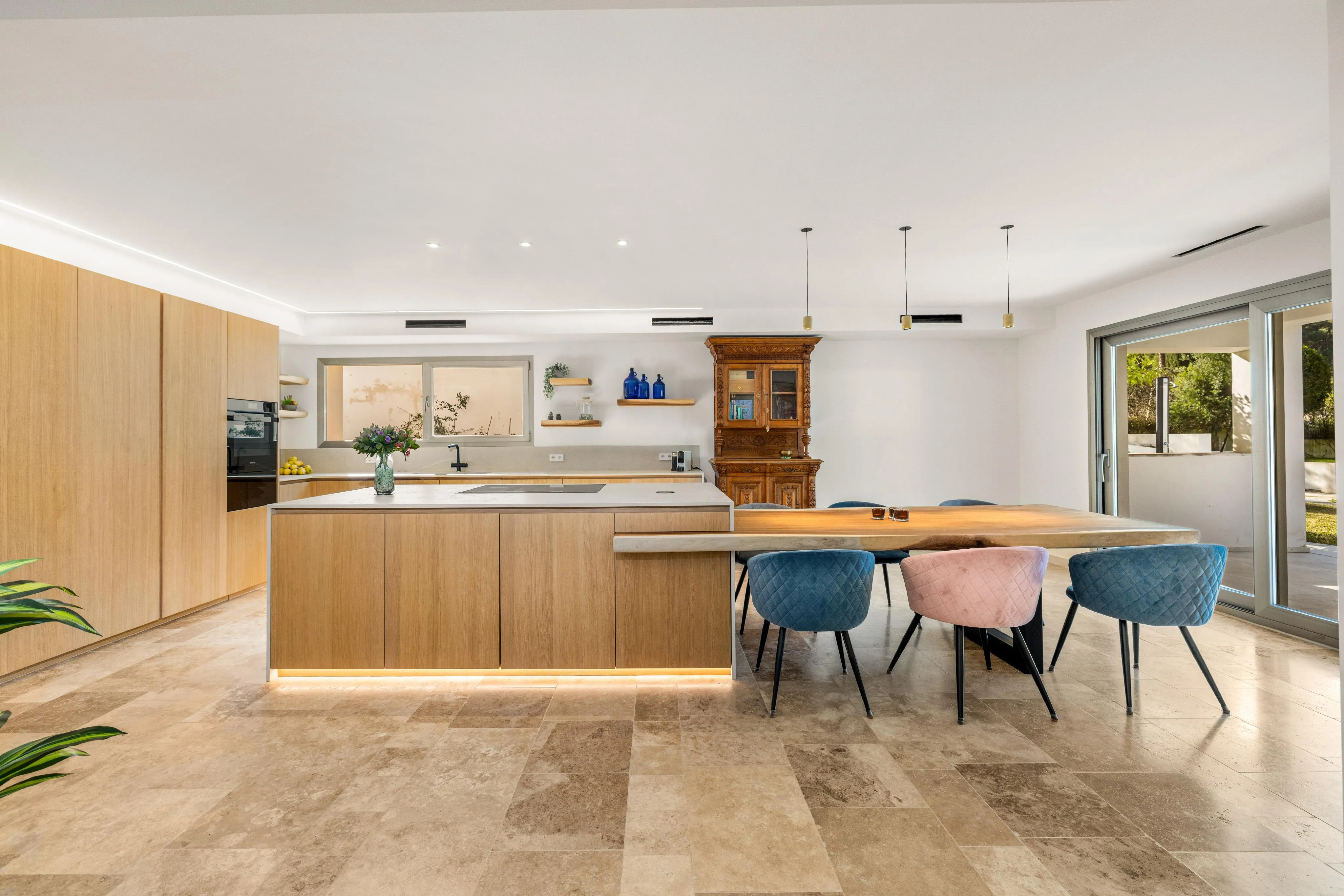 Villa familiale rénovée sur le terrain de golf-2