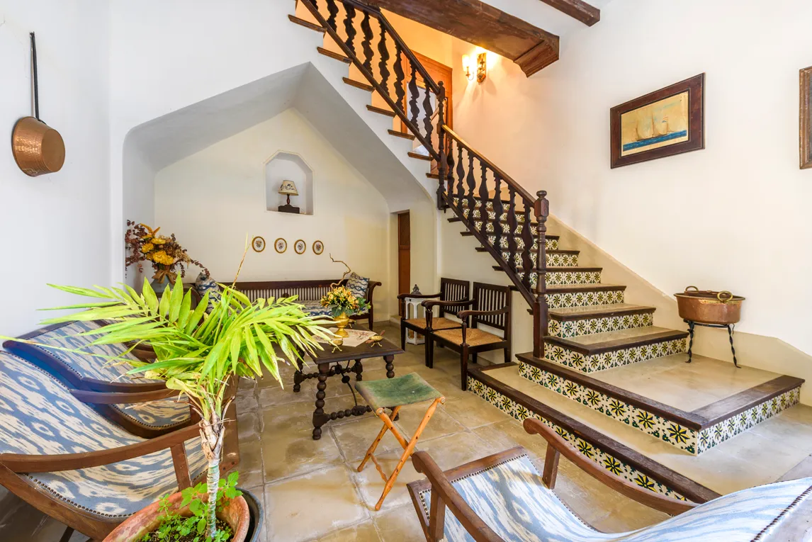Stunning historic property in Fornalutx-10