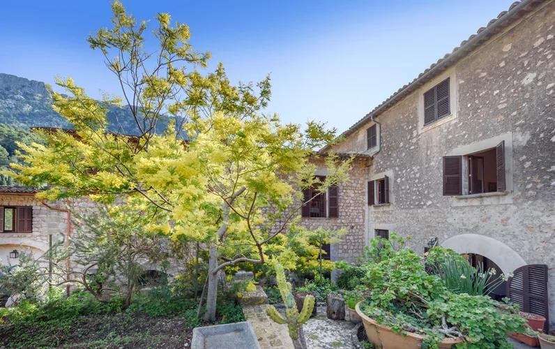 Fantastisk historisk fastighet i hjärtat av Fornalutx