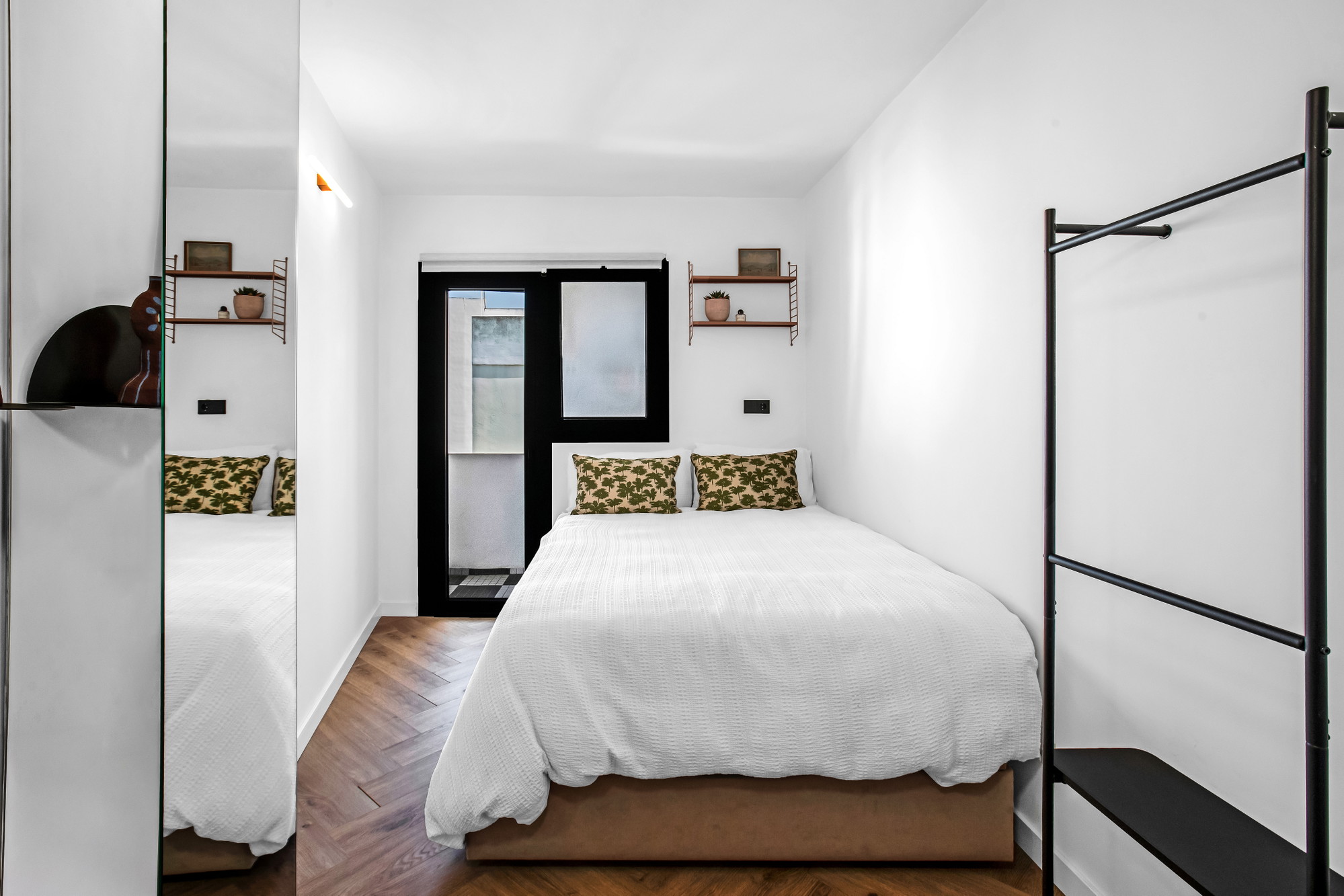 Bright and modern flat in Camp de Serralta-12