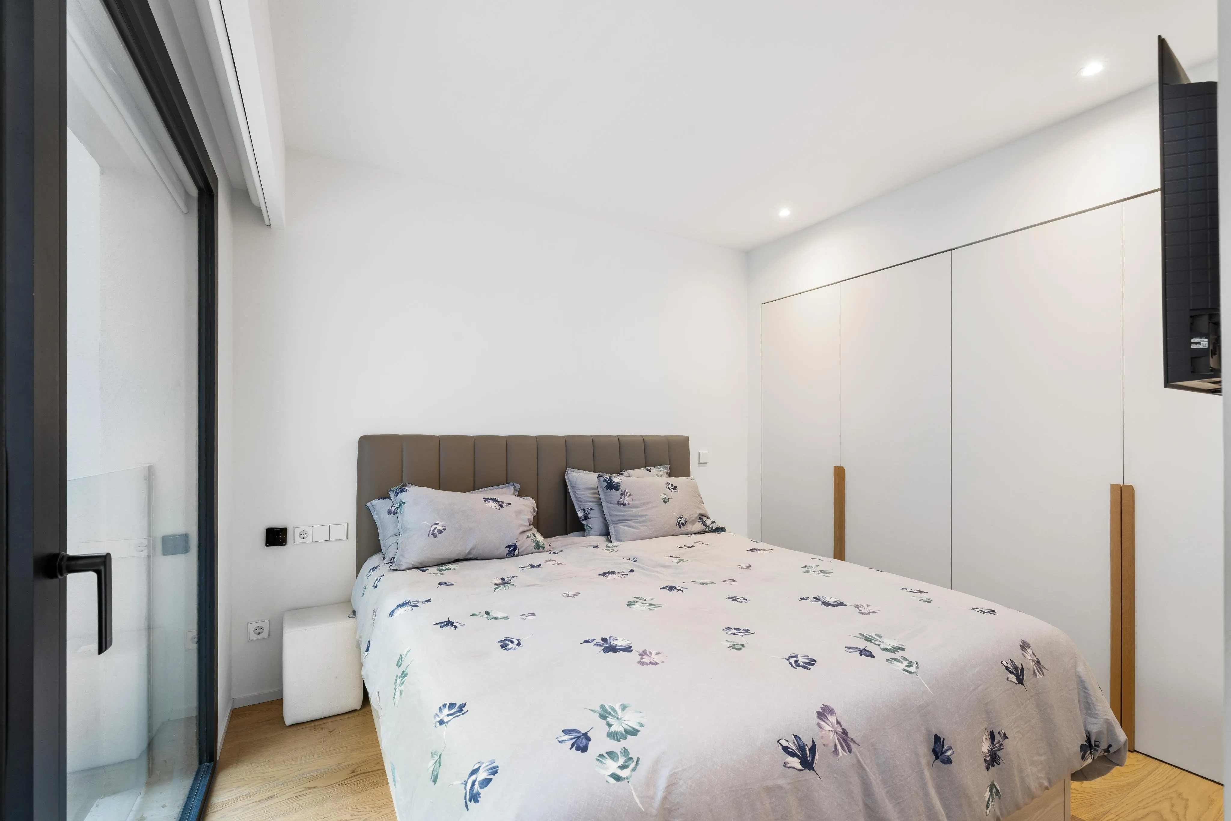 Appartement met uitzicht op de haven en een ruim terras op een toplocatie aan de Paseo Marítimo-9