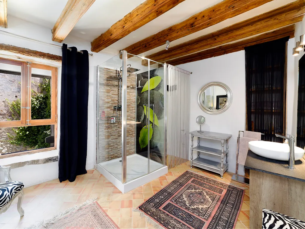 Historic townhouse with a pool and beautiful view-15