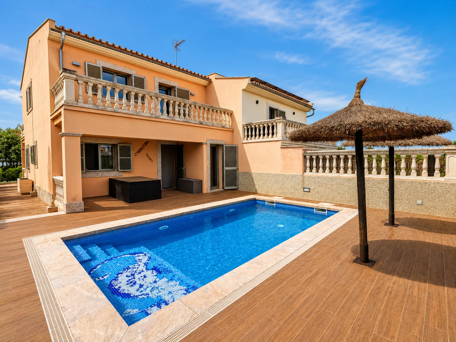 Semi detached with ETV license and sea views-1