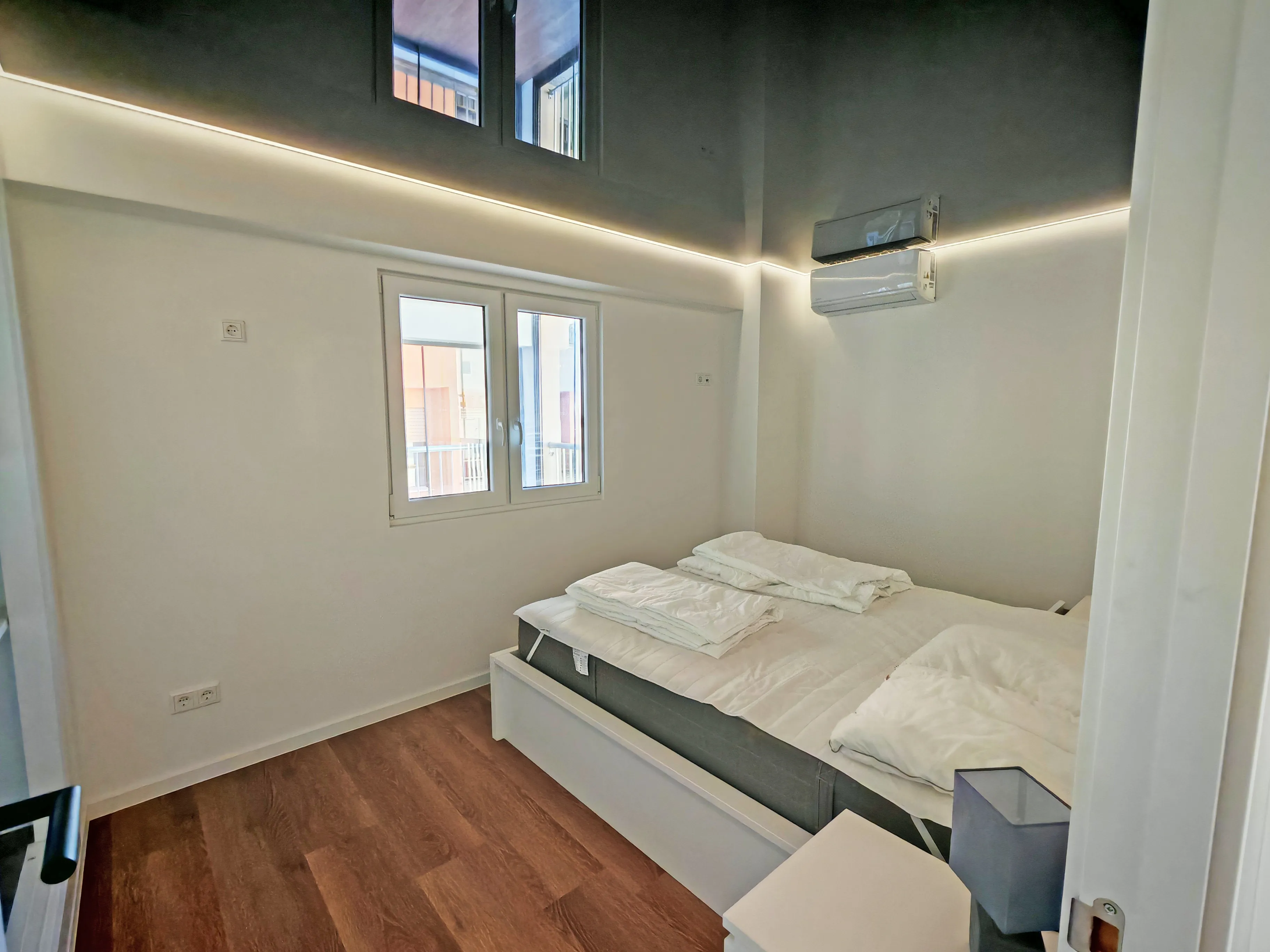 Apartament reformat amb vista a la mar prop de la platja-7