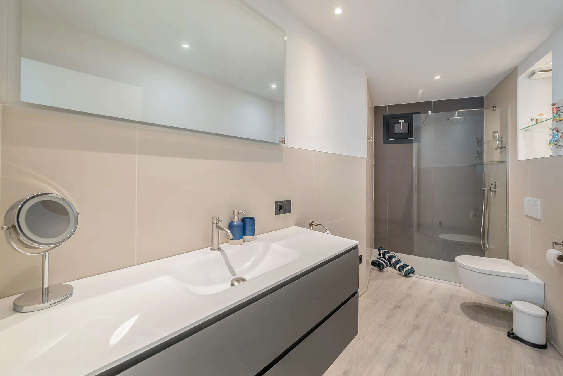 Exclusiu apartament reformat en una ubicació privilegiada-18