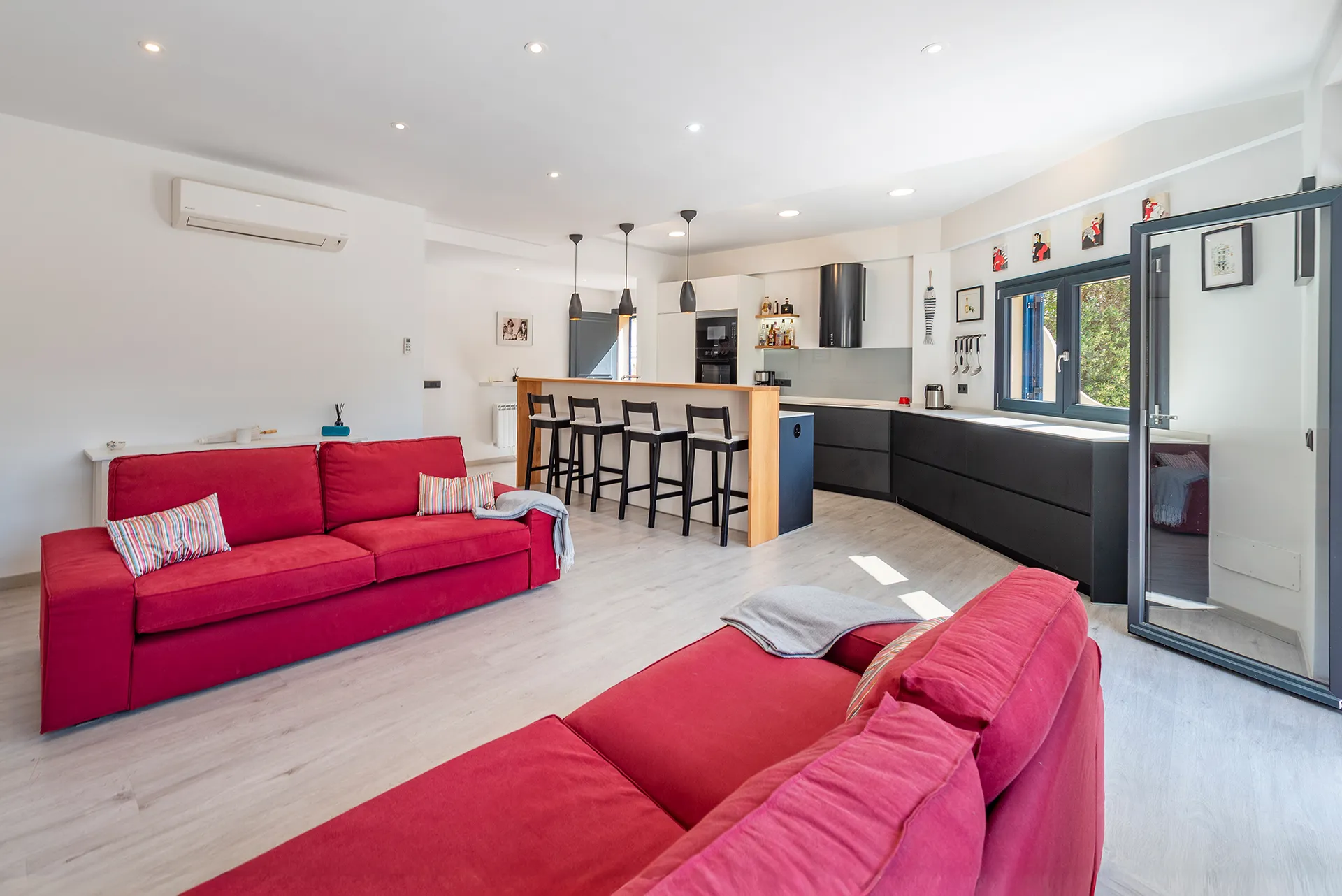 Exclusiu apartament reformat en una ubicació privilegiada-5