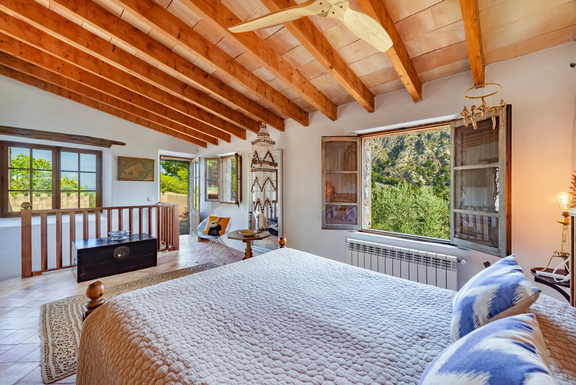 Finca de rêve dans un décor à couper le souffle-15