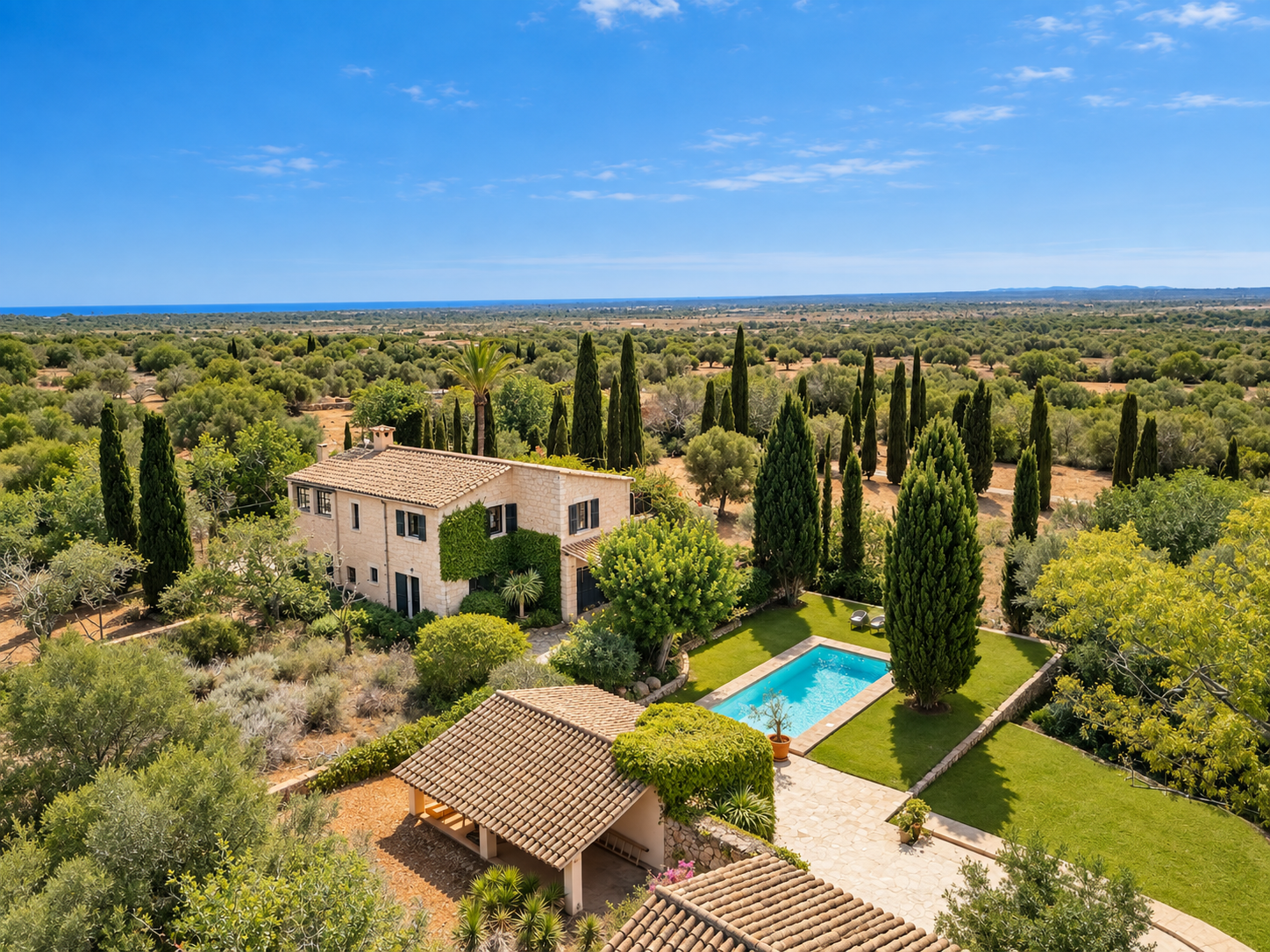 Charming finca with guest house in a prime location just outside Santanyí-2