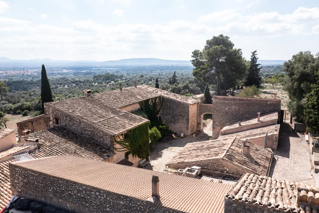 Mallorcinsk landejendom i udkanten af Binissalem med fantastisk udsigt-6