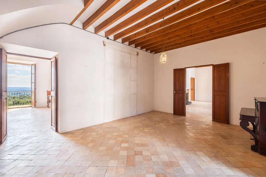 Mallorcinsk landejendom i udkanten af Binissalem med fantastisk udsigt-20