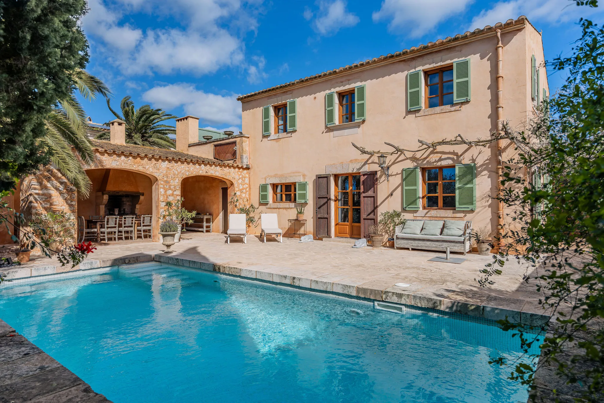 Casa de Pueblo con piscina-1