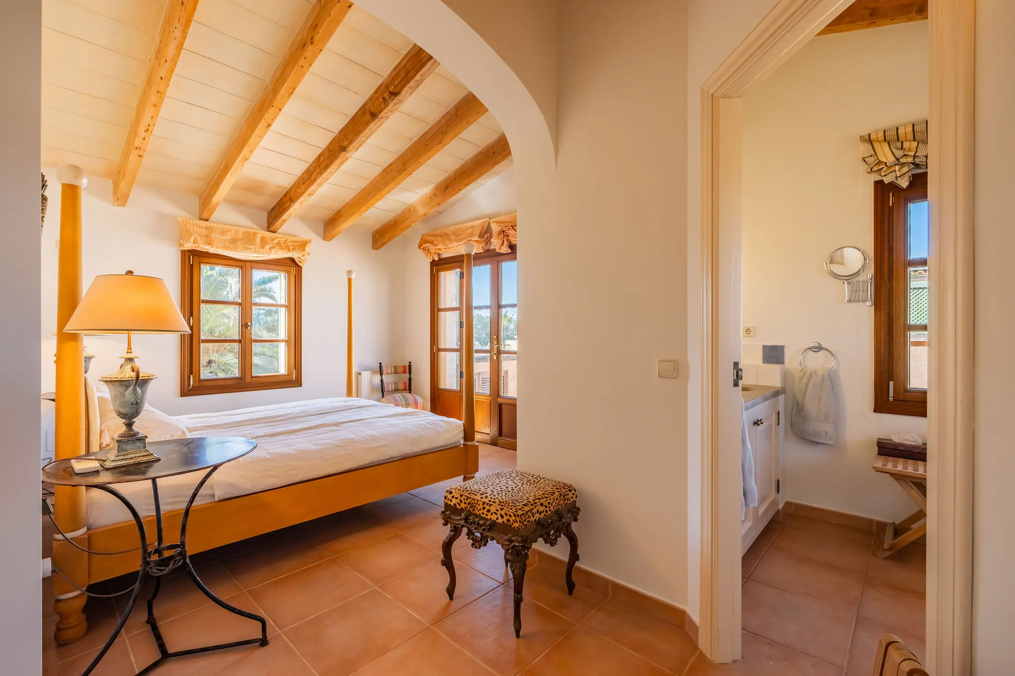 Casa de Pueblo con piscina-9