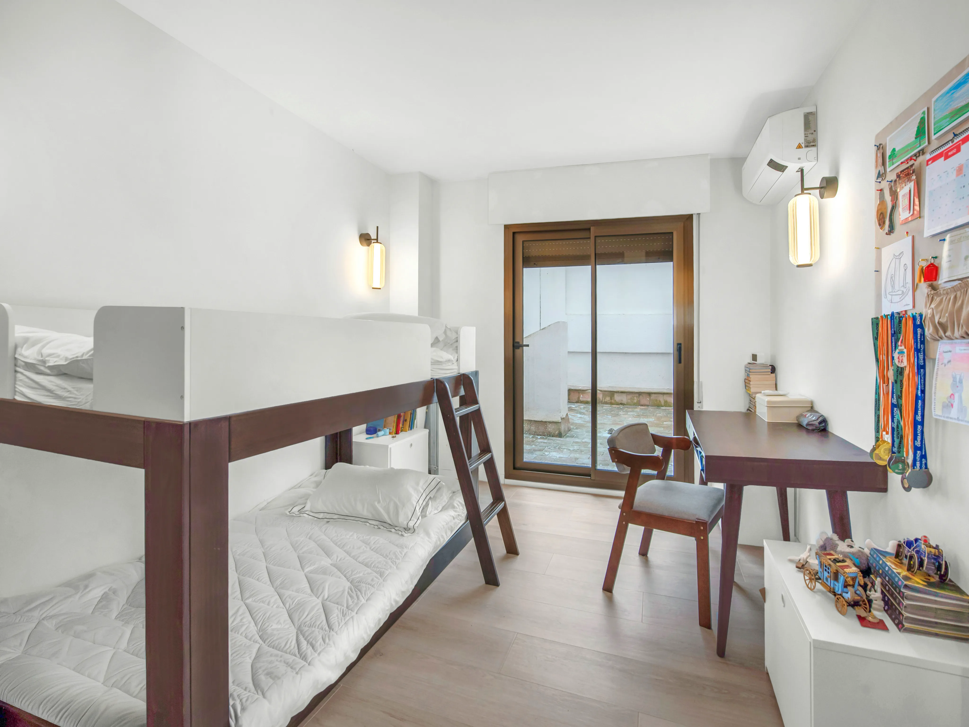 Impressionant apartament reformat en primera línia amb vista al port-11