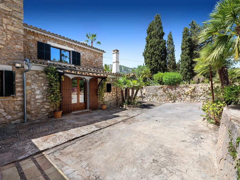 Traditionel finca i smukke omgivelser-24