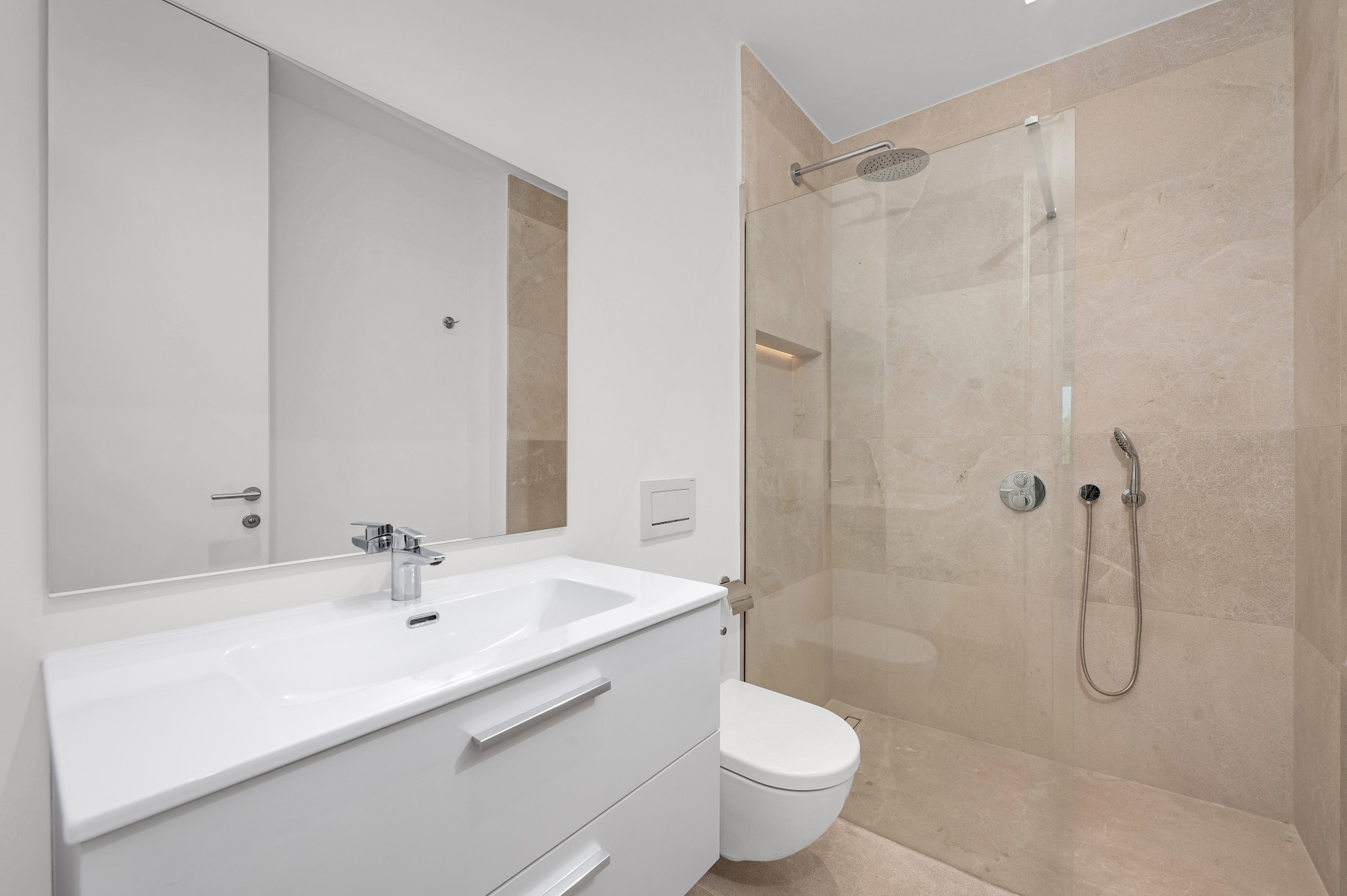 Modern 3 bedroom apartment in Nova Santa Ponsa-12