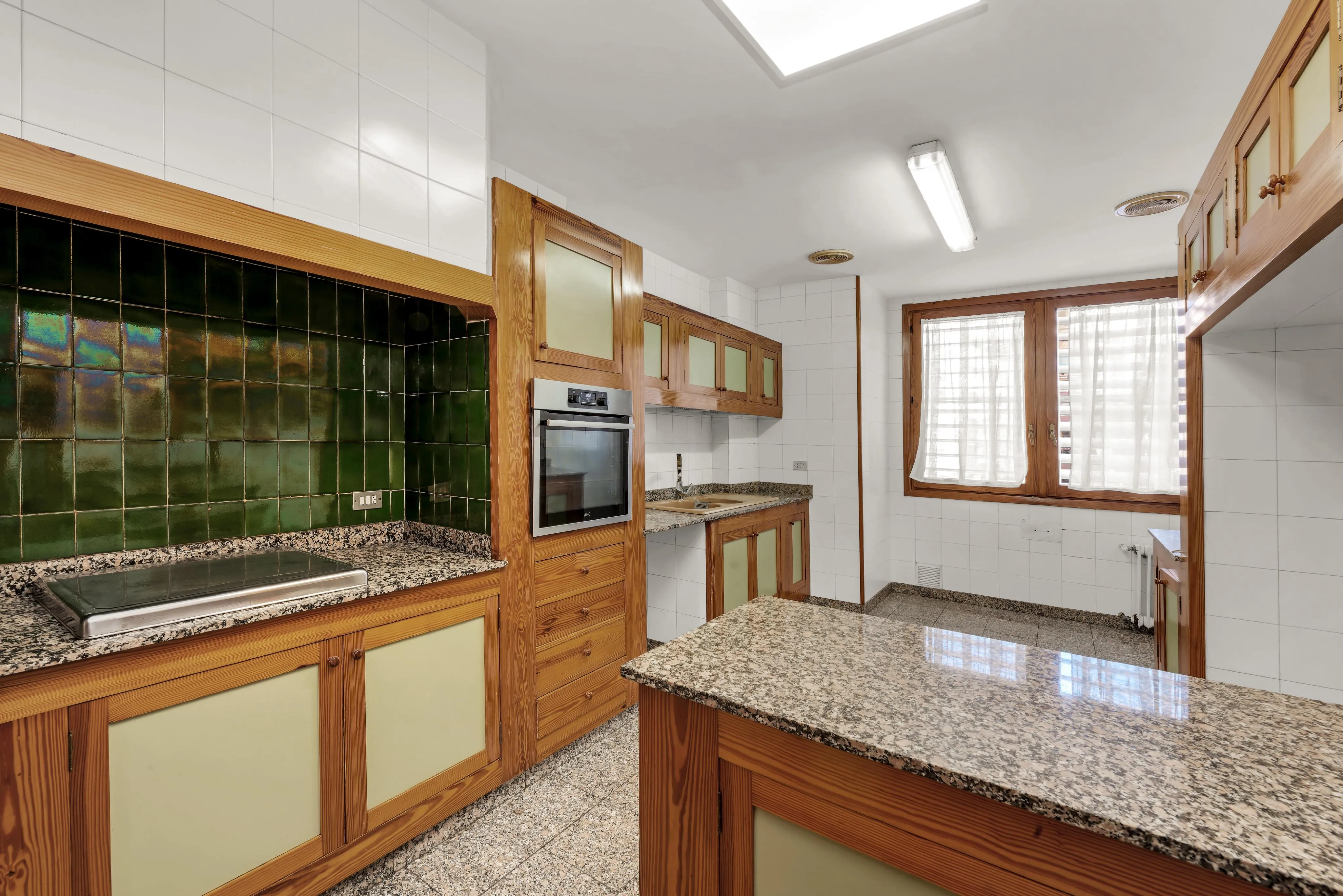 Aantrekkelijke investeringsmogelijkheid op toplocatie in Palma nabij Santa Catalina & Jaime III-6