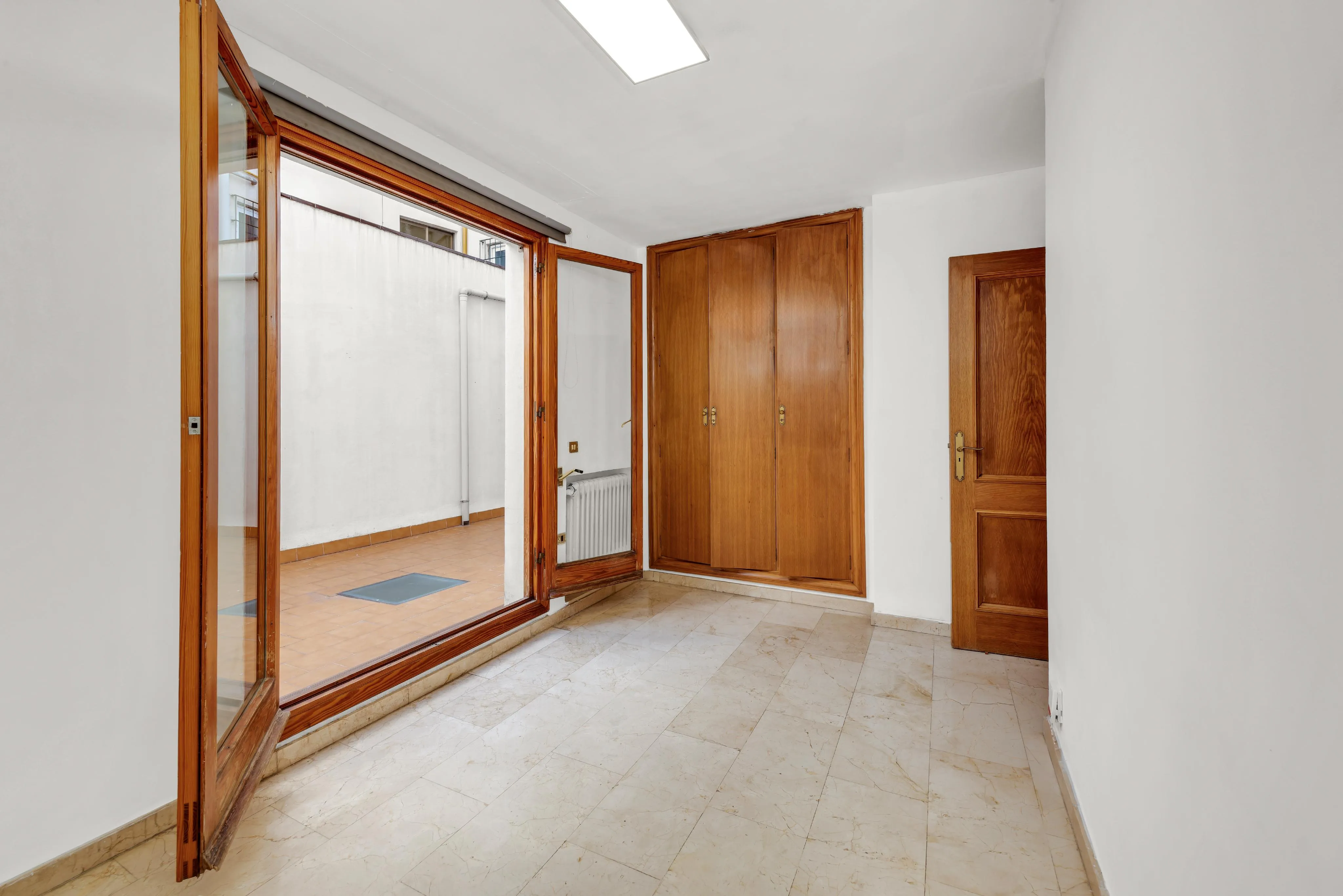 Aantrekkelijke investeringsmogelijkheid op toplocatie in Palma nabij Santa Catalina & Jaime III-11