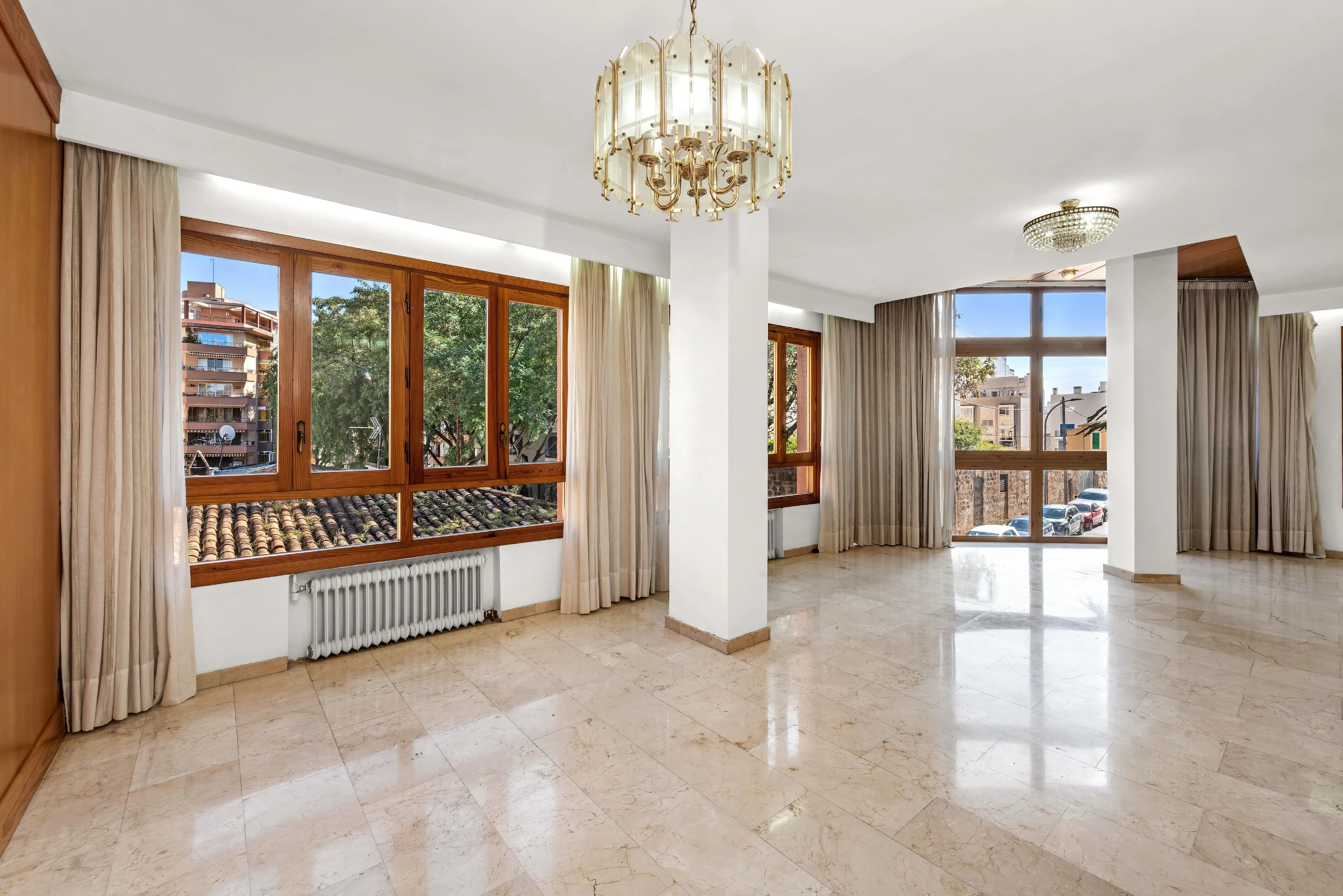 Atractiva oportunitat d'inversió en una ubicació privilegiada de Palma, prop de Santa Catalina i Jaume III-2