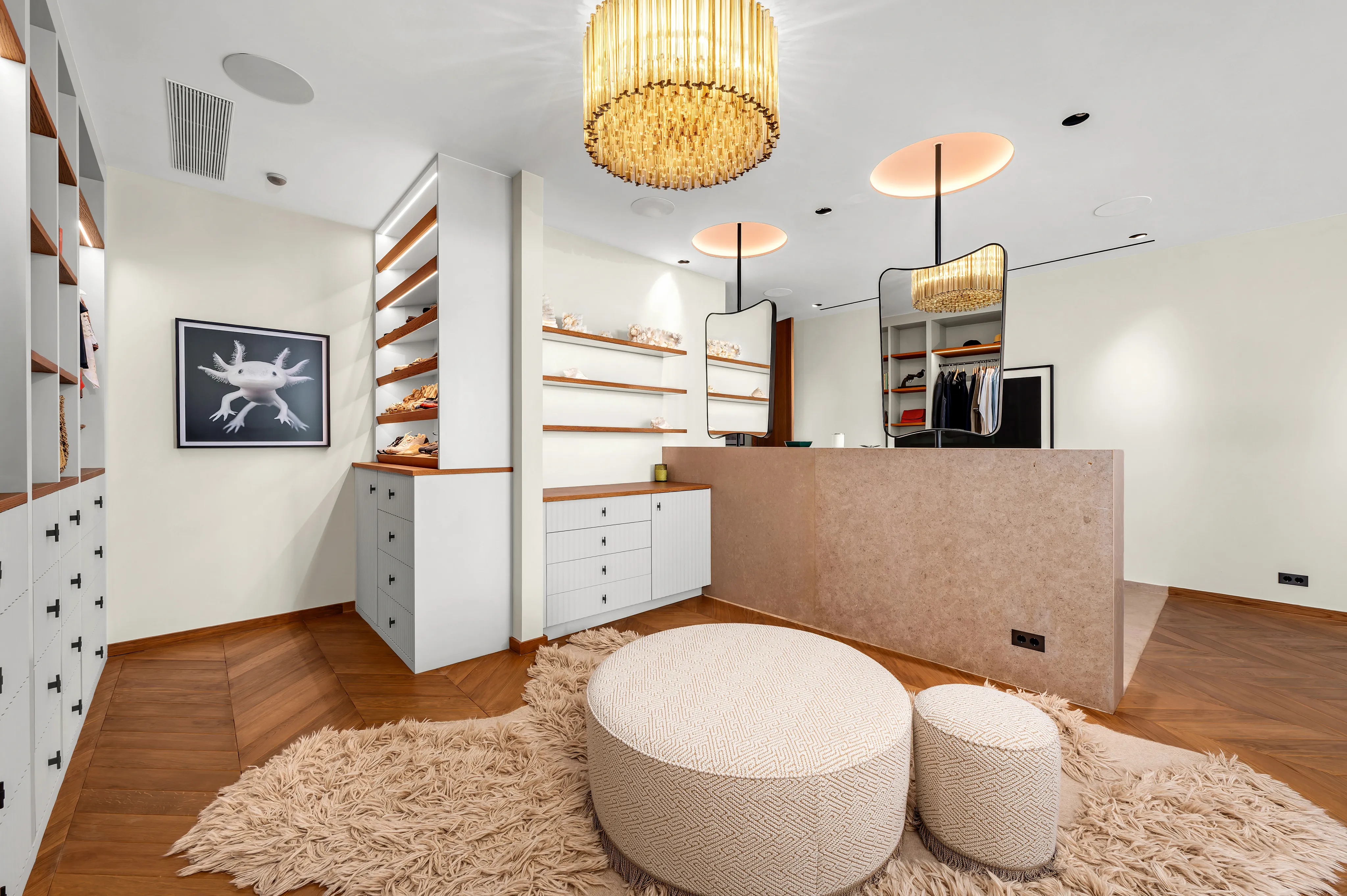 Вилла с иконическим дизайном и гарантированными закатами в нескольких минутах ходьбы от гавани Андрача.-16