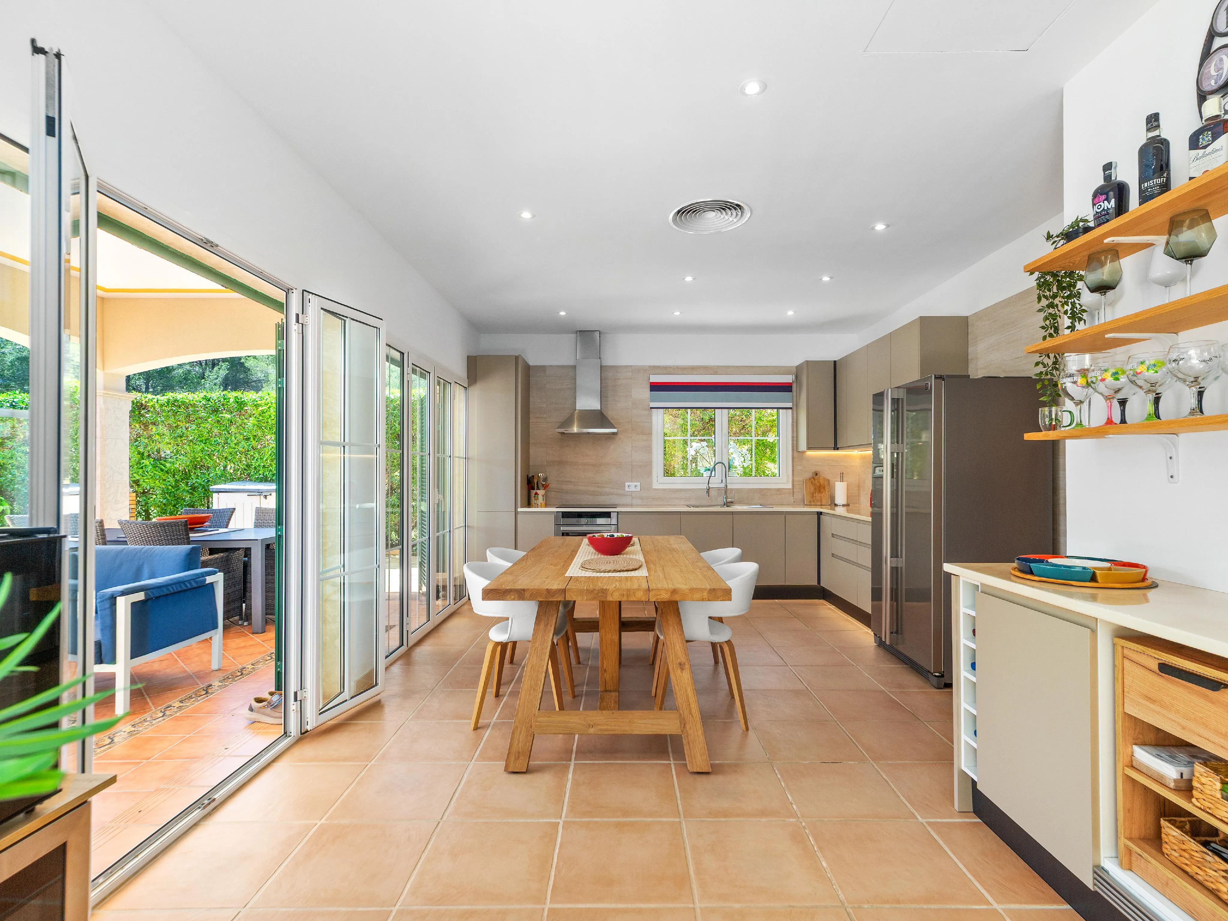 Villa mediterranea a Cala Viñas-8